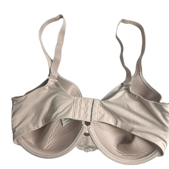 Bali Convertible Underwire T-Shirt Bra Size 38DD - Picture 3 of 9